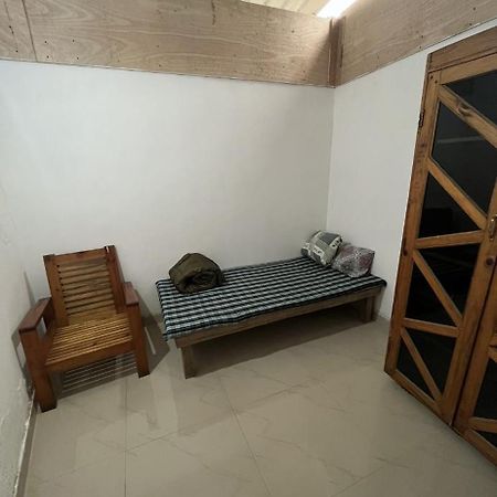 Хостел Colive Paying Guest Kohima Экстерьер фото